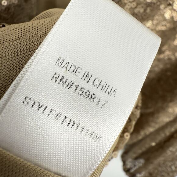 Altar'd State Gold Sequin Mini Dress size Medium Ballon Sleeve Deep V neck - Picture 11 of 13